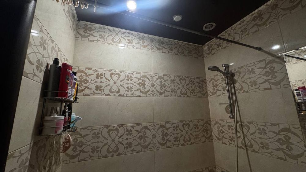 Ванная, душевая и лоджия — фото после уборки